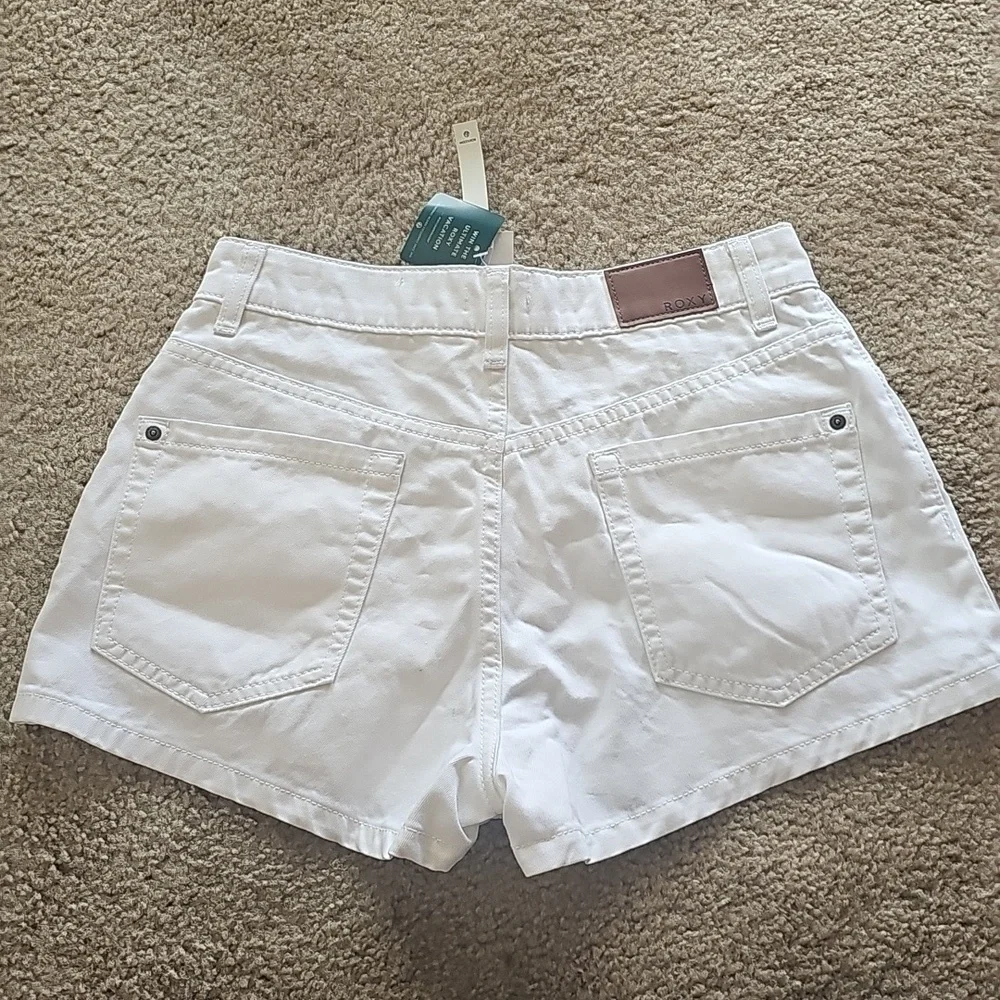 Roxy White Denim Shorts Size 28